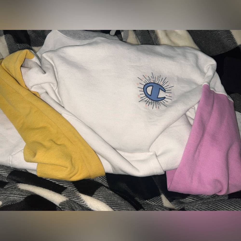 3/$50 Champion women’s hoodie